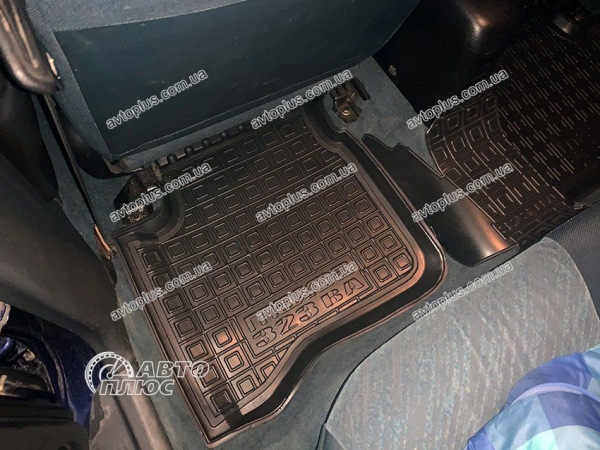 Килимки салону поліуританові MAZDA (Мазда) 323 BA (1994-1998) седан - 9