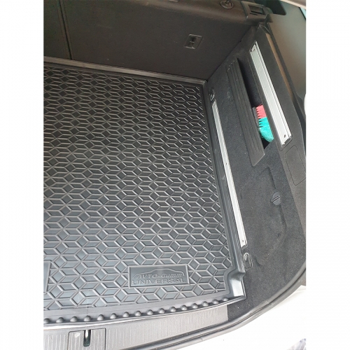 Polyurethane trunk mats OPEL Astra J - 3
