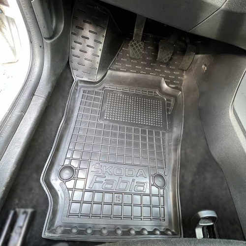 Килимки салону поліуританові SKODA (Шкода) Fabia lll (2015>)