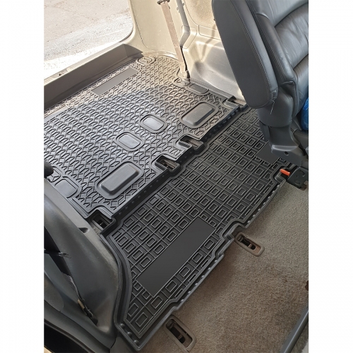 Polyurethane trunk mats