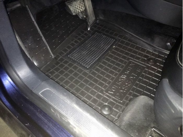 Килимки салону поліуританові VW (ФольксВаген) Passat B 6 - B 7 - 3