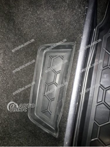 Килимки багажнику поліуританові VW (ФольксВаген) Passat B 6 - B 7 - 7