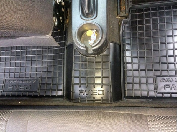 Polyurethane interior mats CHEVROLET Aveo (2006>) (Т200,Т250)  - 8