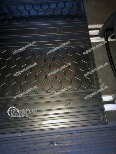 Polyurethane interior mats VW T 5 (2010>) Multivan (2-nd row) - 2