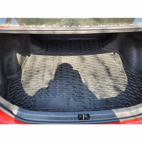 Polyurethane trunk mats