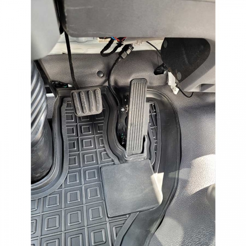 Polyurethane interior mats Foton Auman - 2