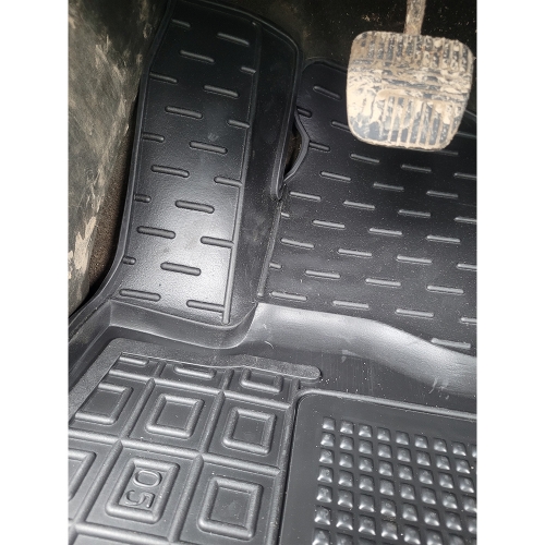 Килимки салону полiуритановi  NISSAN (Ніссан) Navara-King-Cab-2005 - 2