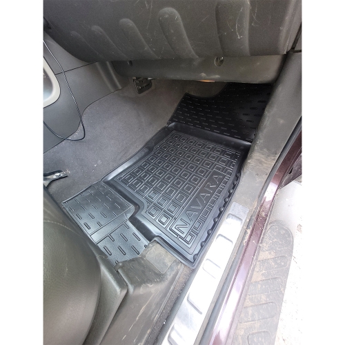 Килимки салону полiуритановi NISSAN (Ніссан) Navara DoubleCab (2009) - 1