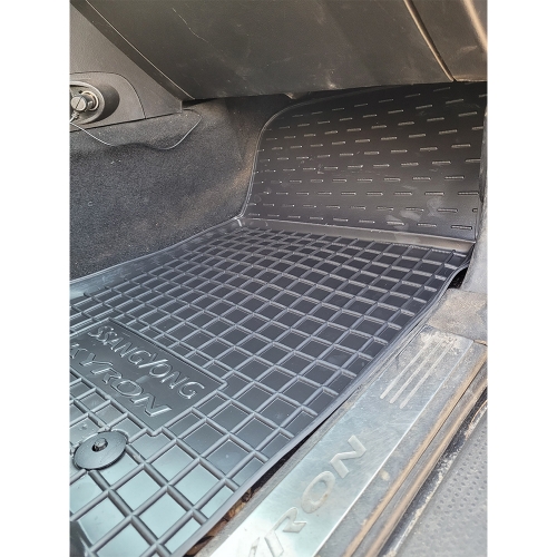 Polyurethane carpets in the car interior SSANG YONG Kyron - 2