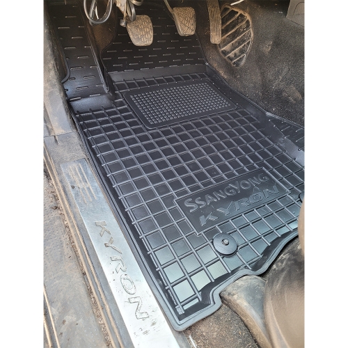 Polyurethane carpets in the car interior SSANG YONG Kyron - 4