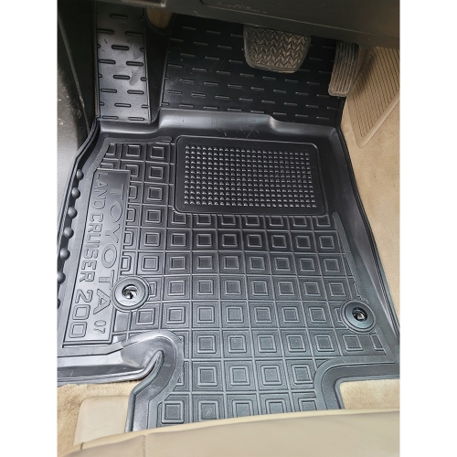 Polyurethane carpets in the car interior