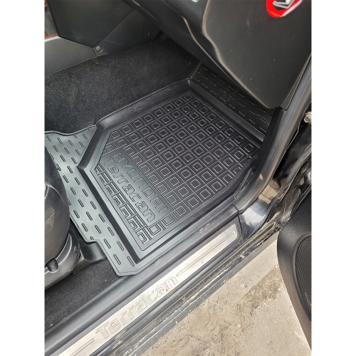 Polyurethane interior mats HYUNDAI Terracan - 3