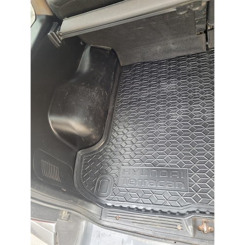 Polyurethane trunk mats HYUNDAI Terracan - 2