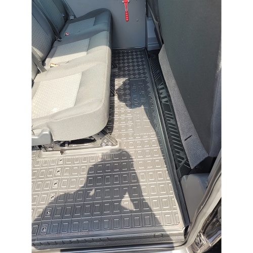 Transit (2014-) 1+2 (2-й ряд) DoubleCab з 2-х частин FORD (Форд) TRANSIT-2014-DOUBLECAB 