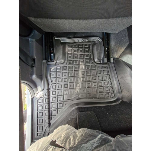 Polyurethane interior mats MITSUBISHI L200 Triton Ultimate (2024>)  - 9