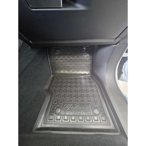Polyurethane interior mats ALFA ROMEO Stelvio (2017>) - 3