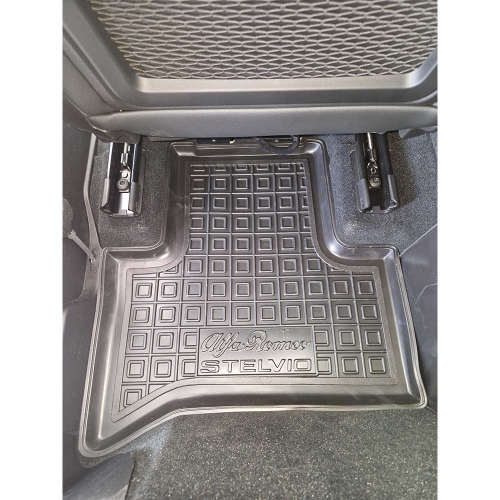 Polyurethane interior mats ALFA ROMEO Stelvio (2017>) - 9