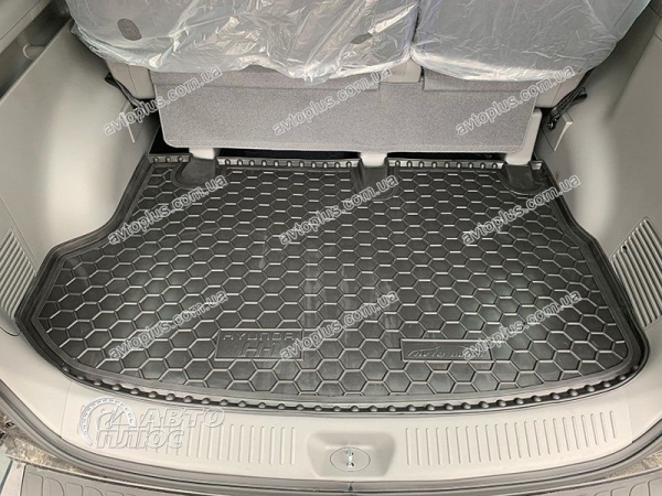 Килимки багажнику поліуританові HYUNDAI (Хюндай) H-1 (2008>) (1+1 1-й ряд) - 1