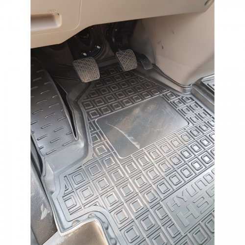 Polyurethane interior mats HYUNDAI H350 (2014>) (1+1) - 2