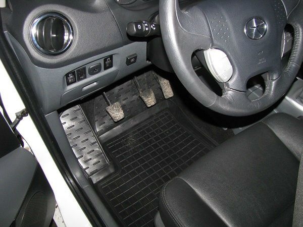 Polyurethane interior mats JAC J 6 - 4