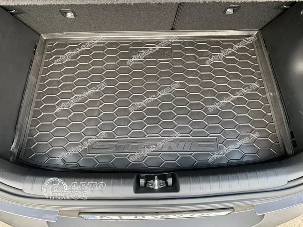 Polyurethane trunk mats KIA Stonic (2017>) - 1