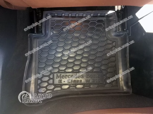 Polyurethane interior mats MERCEDES E - class (W212) (2009>) - 6