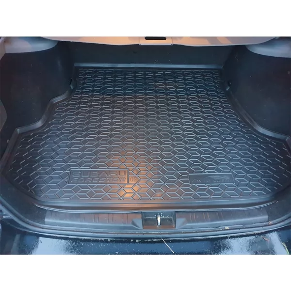 Килимки багажнику поліуретанові SUBARU (Субару) Forester (2002-2007)