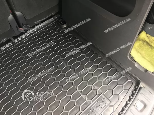 Килимки багажнику поліуретанові VW (ФольксВаген) Caddy (2013>) (4 дв.)  - 4