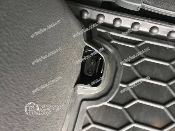 Килимки багажнику поліуретанові VW (ФольксВаген) Caddy (2013>) (4 дв.)  - 5