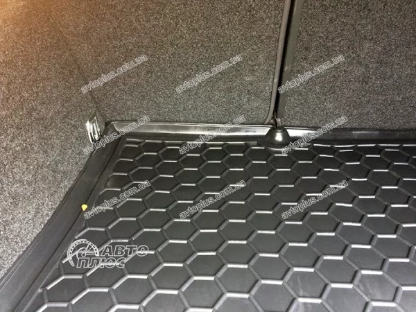 Килимки багажнику поліуретанові VW (ФольксВаген) Passat B 5 - 2