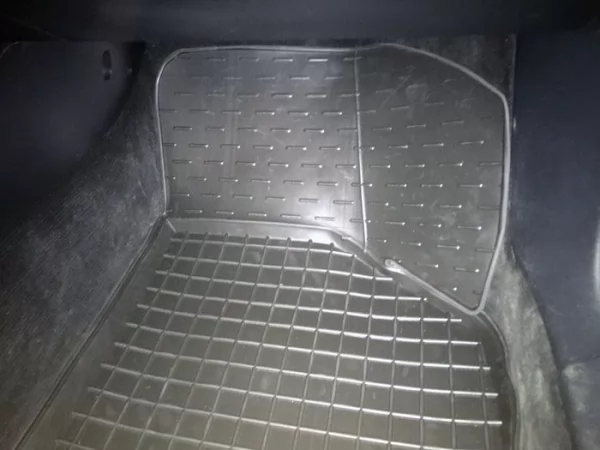 Килимки салону поліуретанові VW (ФольксВаген) Passat B 6 - B 7 - 2