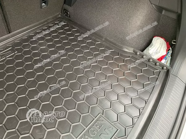 Килимки багажнику поліуретанові VW (ФольксВаген) Tiguan (2016>) - 1