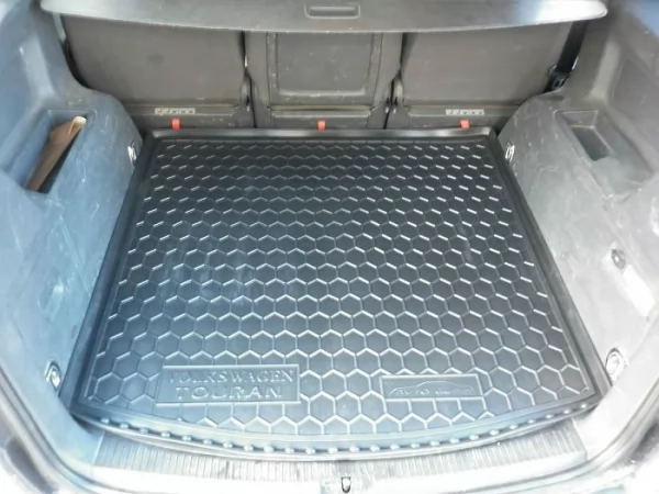 Килимки багажнику поліуретанові VW (ФольксВаген) Touran (2010>)