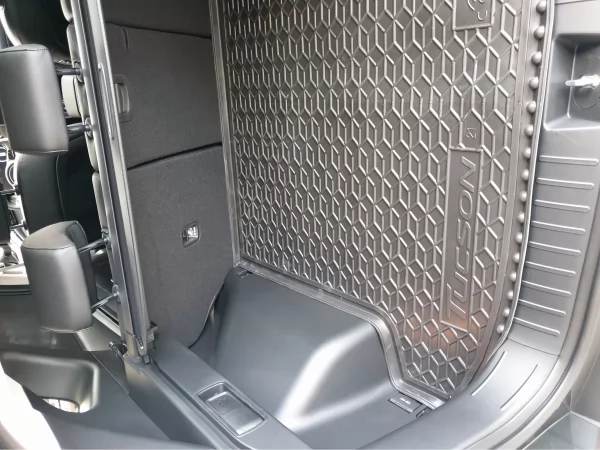 Килимки багажнику поліуретанові с сабвуфером HYUNDAI (Хюндай) Tucson (2021>) (ДВЗ) - 3