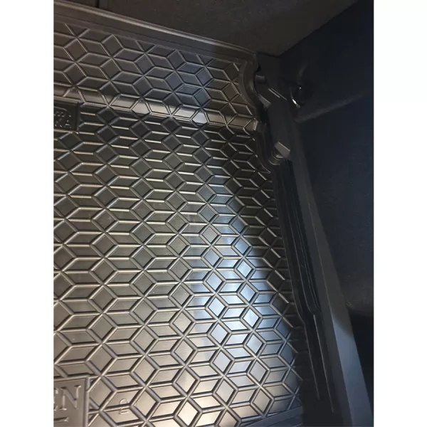 Килимки багажнику поліуретанові (нп) VW (ФольксВаген) Golf 8 - 3