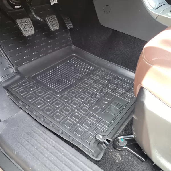 Килимки салону поліуретанові    JAC (Джак) T8 - 2