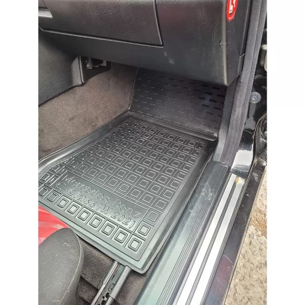 Polyurethane interior mats MERCEDES C - class (W202) (1993-2000) - 4