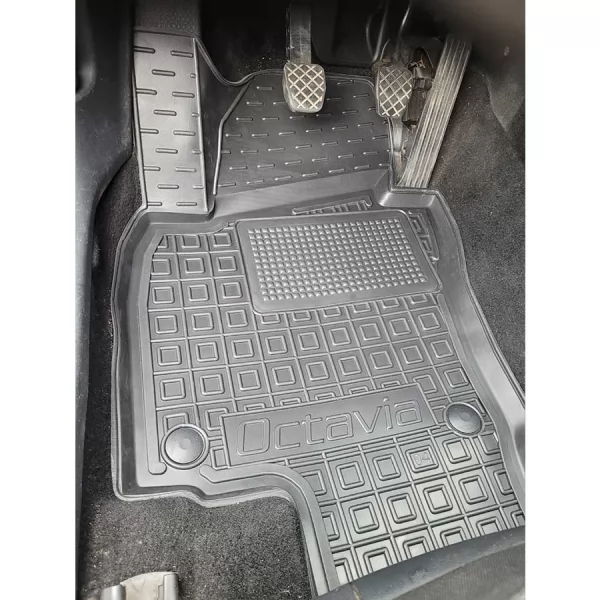 Килимки салону поліуретанові водій 3D SKODA (Шкода) Octavia A5 (2004-2012) - 7