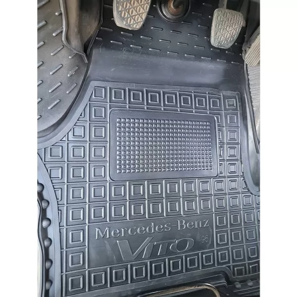 Polyurethane interior mats MERCEDES VITO (W638) (1996-2003) - 1
