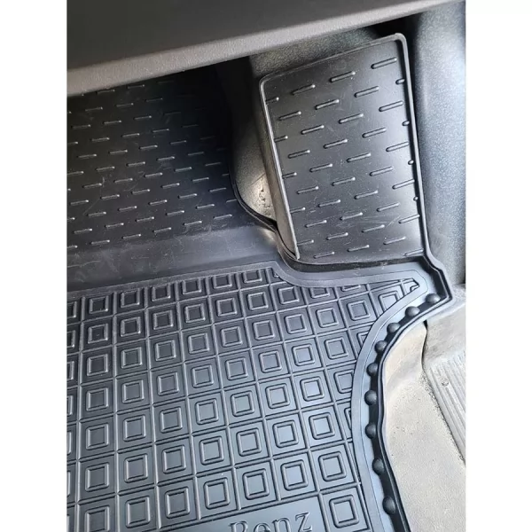 Polyurethane interior mats MERCEDES VITO (W638) (1996-2003) - 8