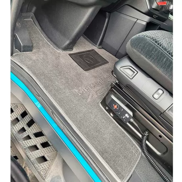 Килимки салону текстильні MERCEDES (Мерседес) Actros1 (2011-2018) (пласка підлога)  - 2