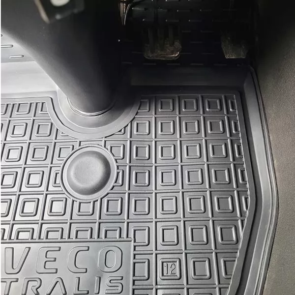 Килимки салону поліуретанові IVECO (Івеко) Stralis Active Space (2012-2016) - 2