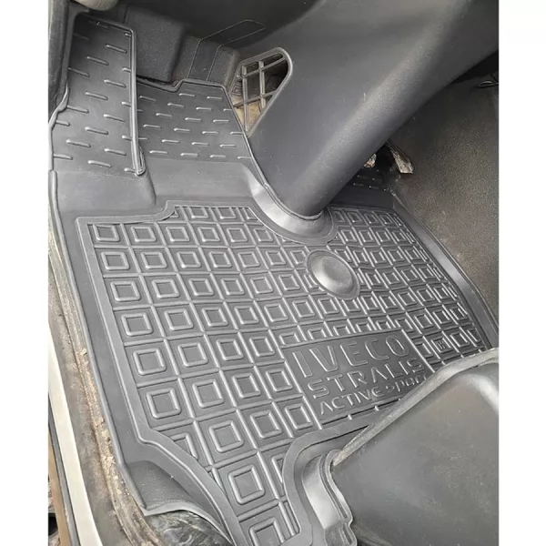 Килимки салону поліуретанові IVECO (Івеко) Stralis Active Space (2012-2016) - 3