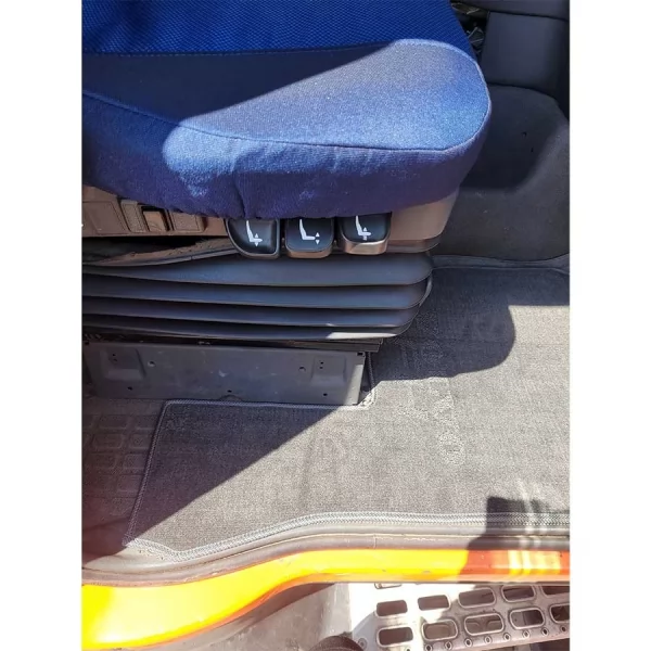 Килимки салону текстильні  VOLVO (Вольво) FH (2002-2012) (МКП) - 9