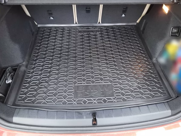 Килимки багажнику поліуретанові BMW (БМВ) X1 F48 (2015-2022) - 1