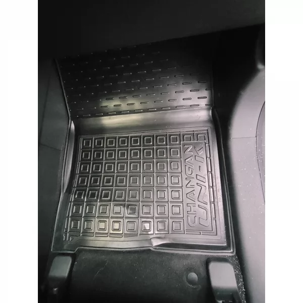 Килимки салону поліуретанові CHANGAN (Чанган) Uni-K - 4