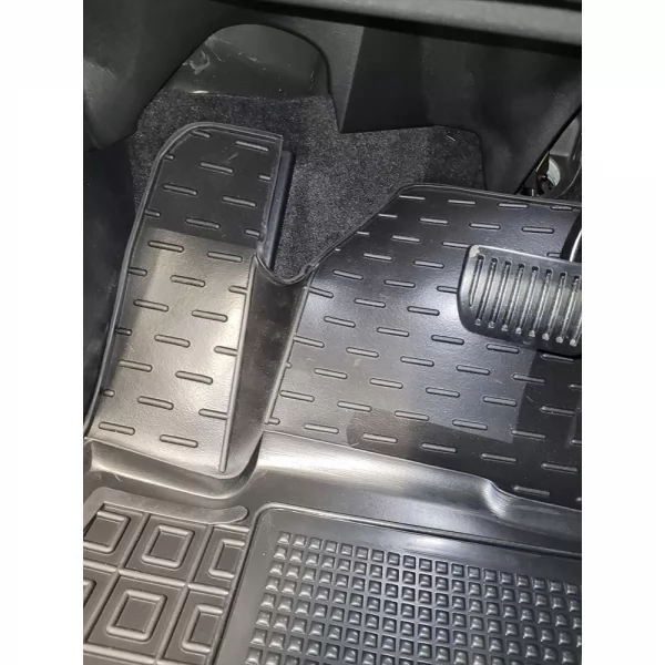 Килимки салону поліуретанові GEELY (Джилі) Monjaro   - 1