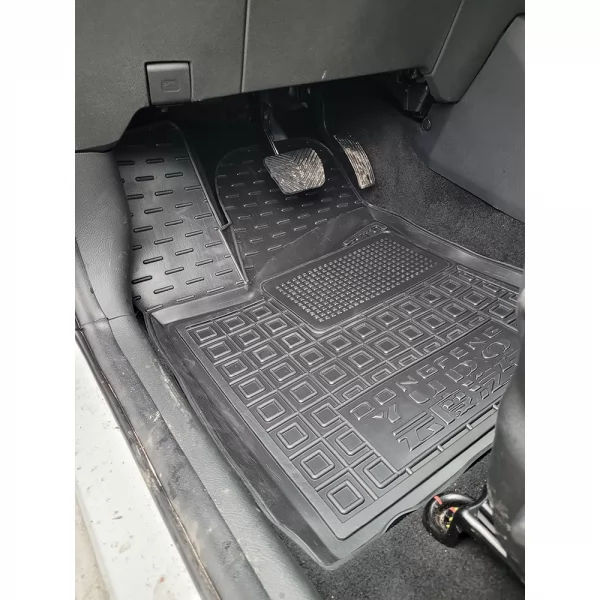 Килимки салону поліуретанові  DONGFENG (Донг Фенг) Yudo - 1