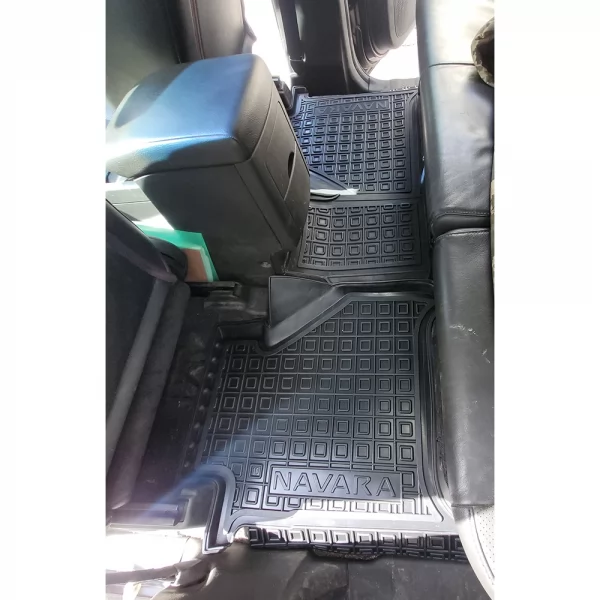 Polyurethane interior mats NISSAN Navara DoubleCab (2009>) - 3