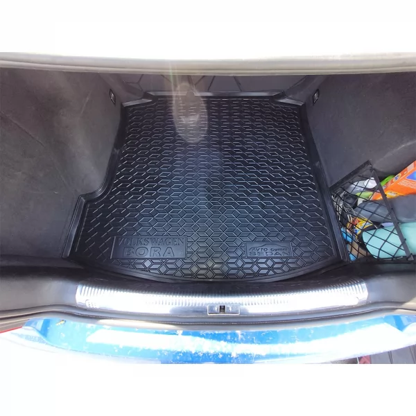 Килимки багажнику поліуретанові VW (ФольксВаген) Bora (1996)